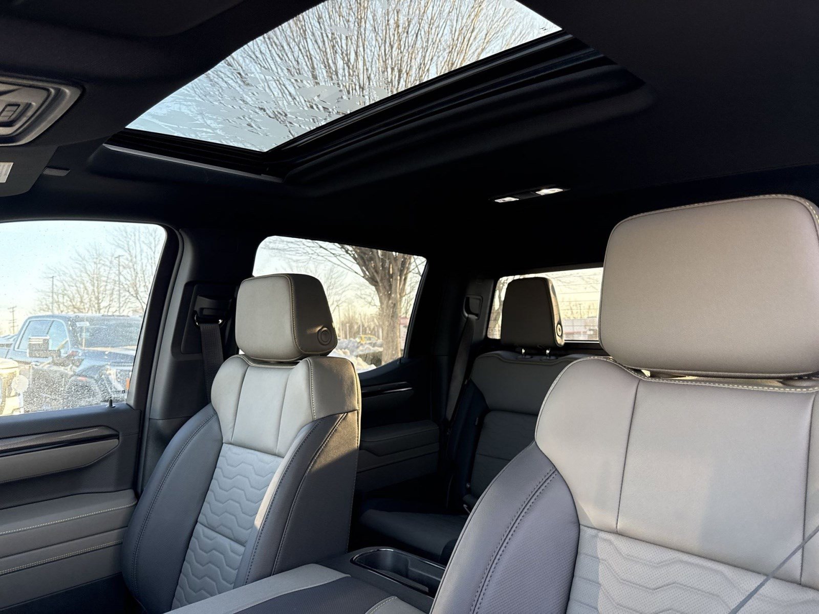 New 2026 Chevrolet Silverado 1500 ZR2 w/ Dark Appearance Package image 21