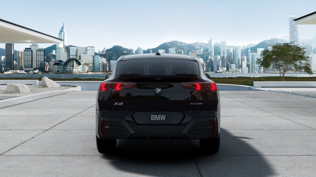 New 2026 BMW X2 xDrive28i w/ M Sport Package AWD/4WD image 5
