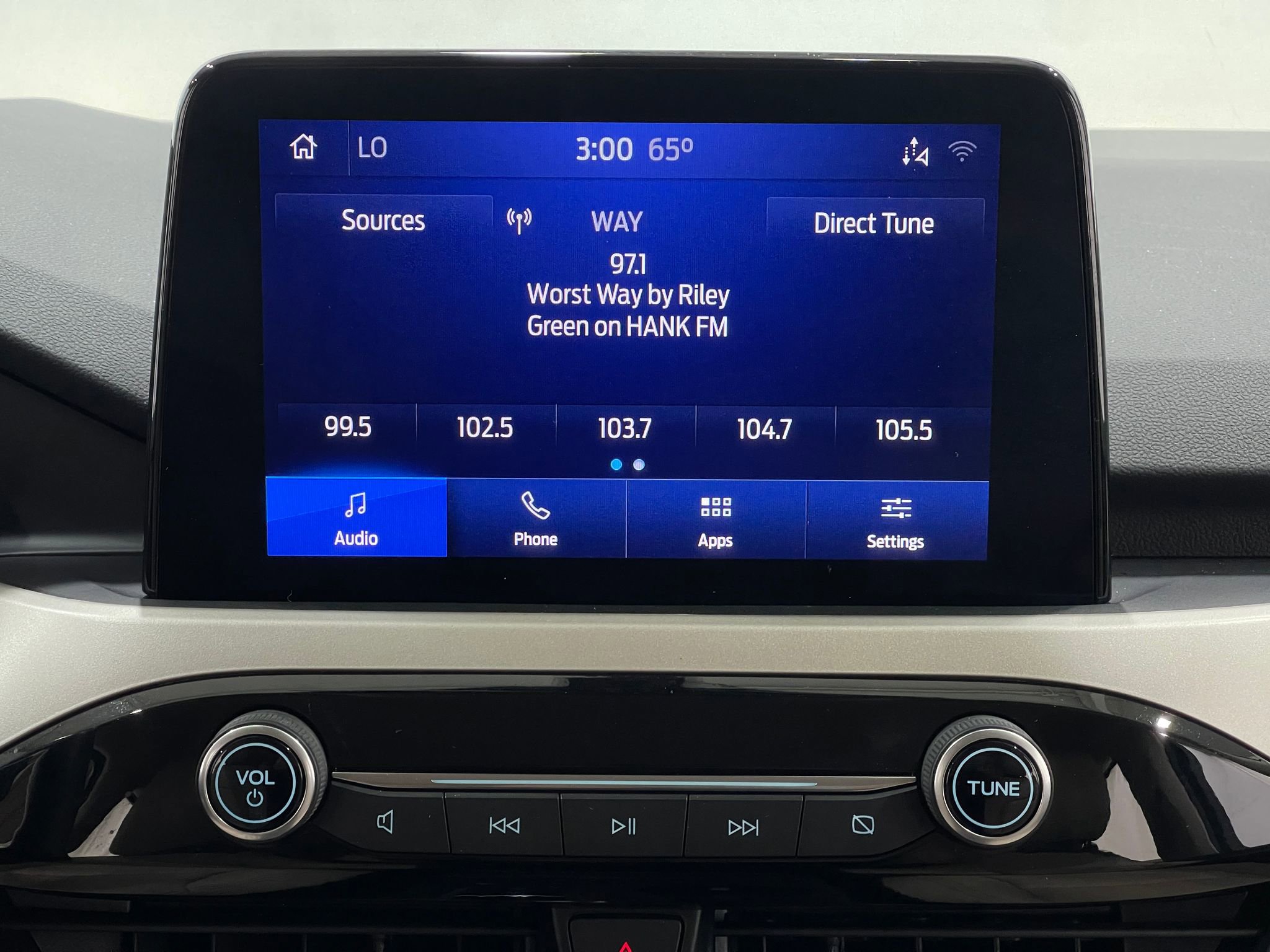 Used 2020 Ford Escape SEL image 23