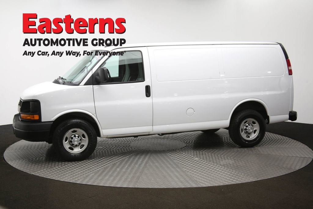 Used 2017 Chevrolet Express 2500 image 58