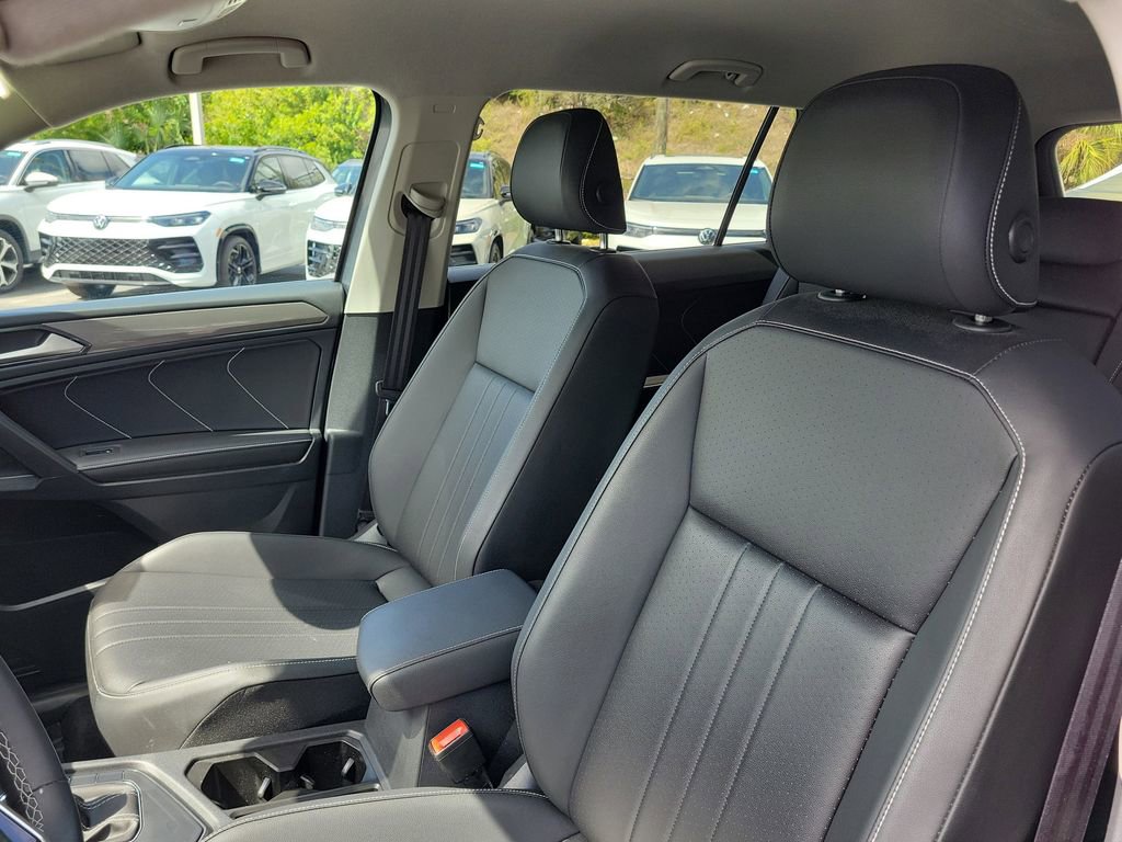 Used 2023 Volkswagen Tiguan SE image 20
