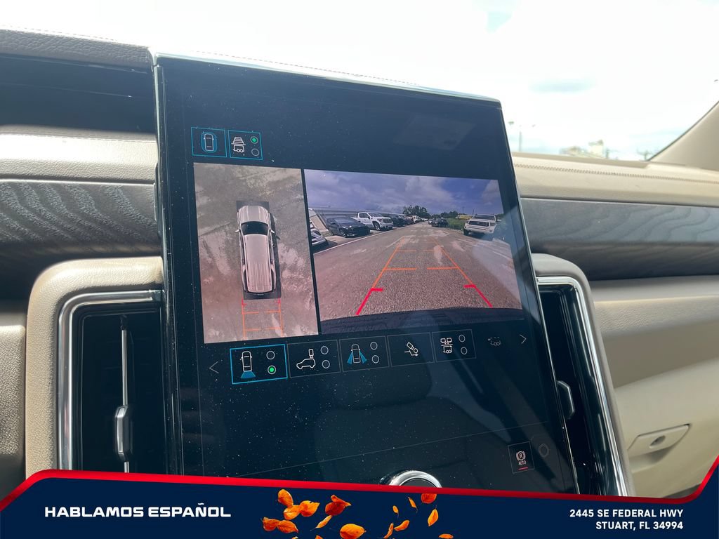 New 2026 GMC Yukon XL Denali w/ Denali Reserve Package AWD/4WD image 32