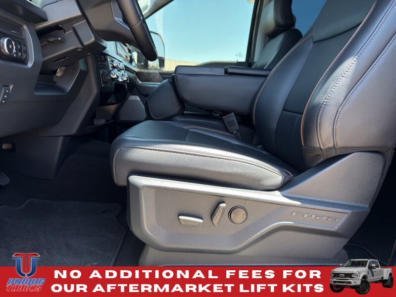 Used 2025 Ford F350 Lariat w/ FX4 Off-Road Package AWD/4WD image 19