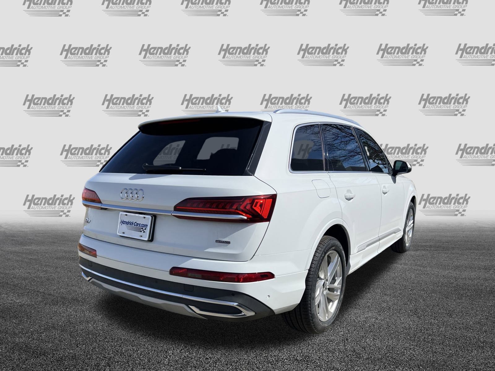 Certified 2023 Audi Q7 2.0T Premium w/ Convenience Package image 9