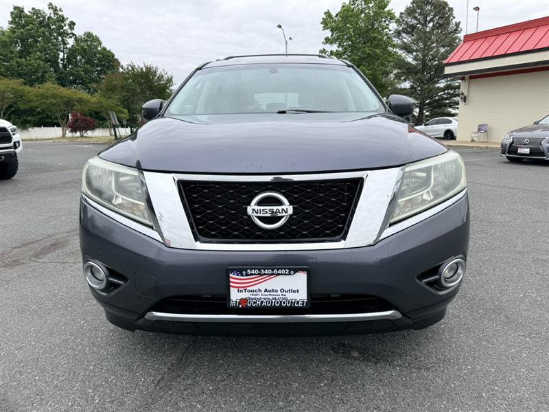 Used 2013 Nissan Pathfinder SL w/ Cargo Pkg FWD image 2
