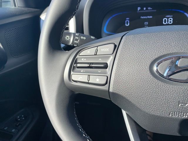 New 2025 Hyundai Venue Limited image 19