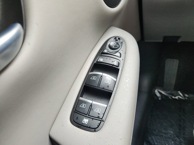 Used 2025 INFINITI QX50 Luxe image 39