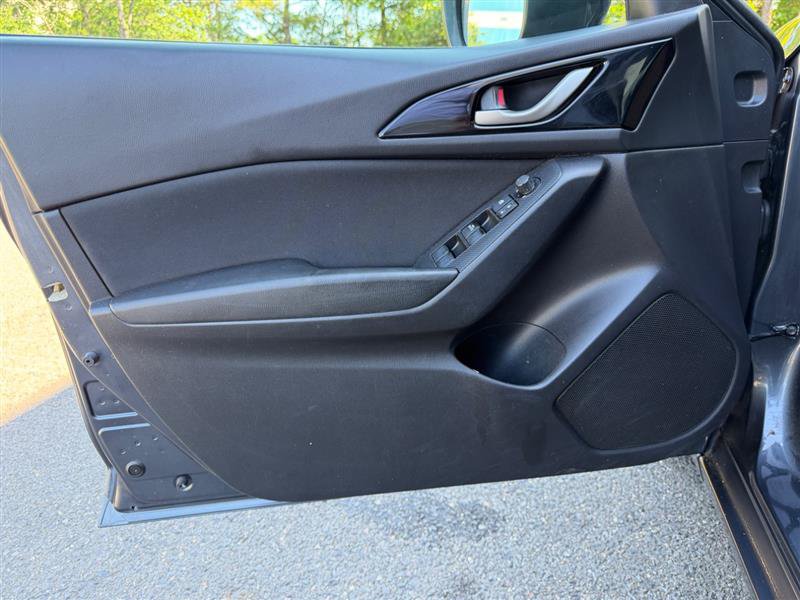 Used 2015 MAZDA MAZDA3 i Touring FWD image 35