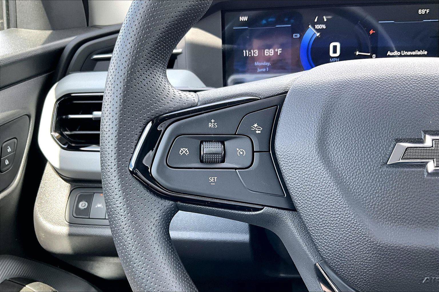 New 2027 Chevrolet Bolt LT FWD image 21