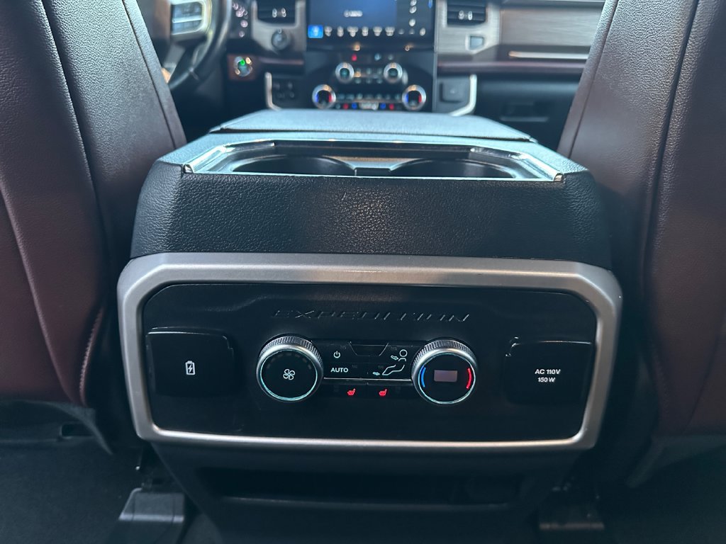 Used 2023 Ford Expedition Limited AWD/4WD image 17
