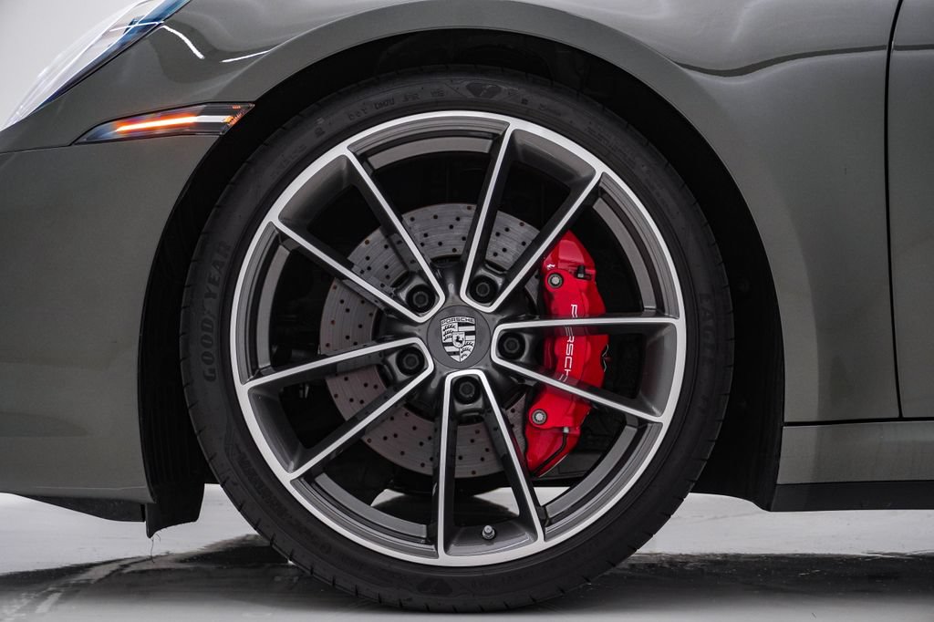Certified 2020 Porsche 911 Carrera S RWD image 13