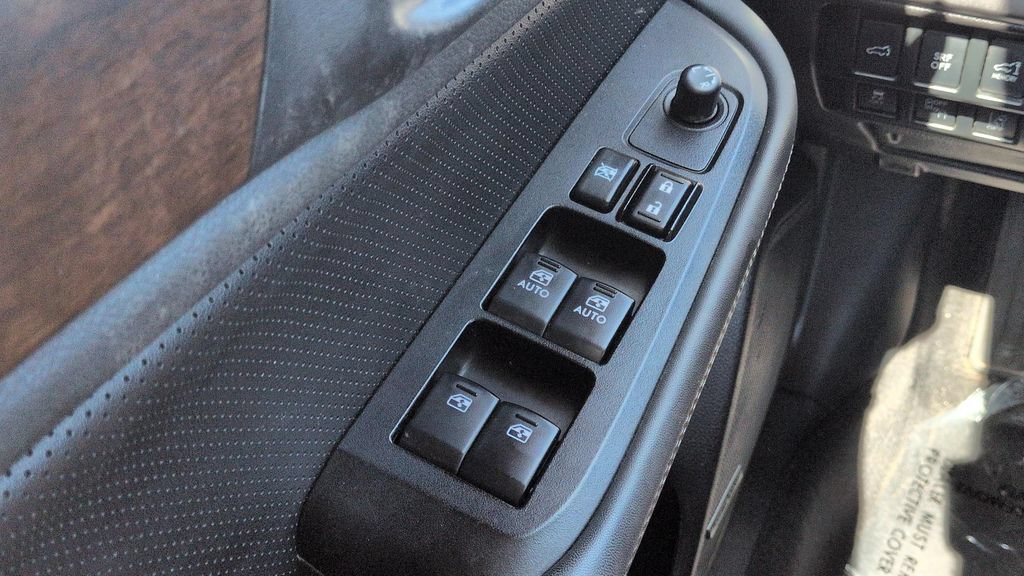 Used 2016 Subaru Outback 2.5i Limited AWD/4WD image 20