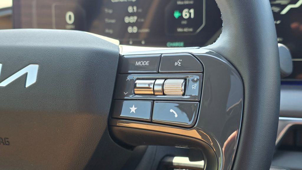 Certified 2024 Kia EV9 Land AWD/4WD image 29