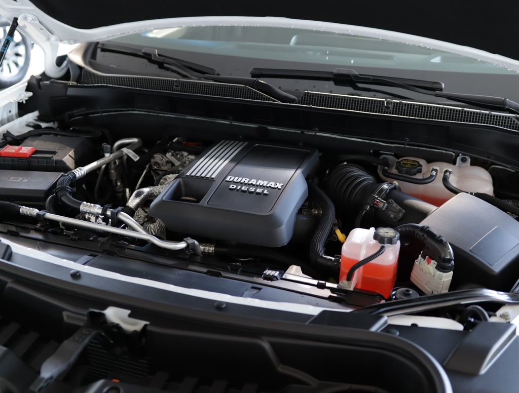 New 2026 Chevrolet Suburban RST w/ Comfort Package AWD/4WD image 39