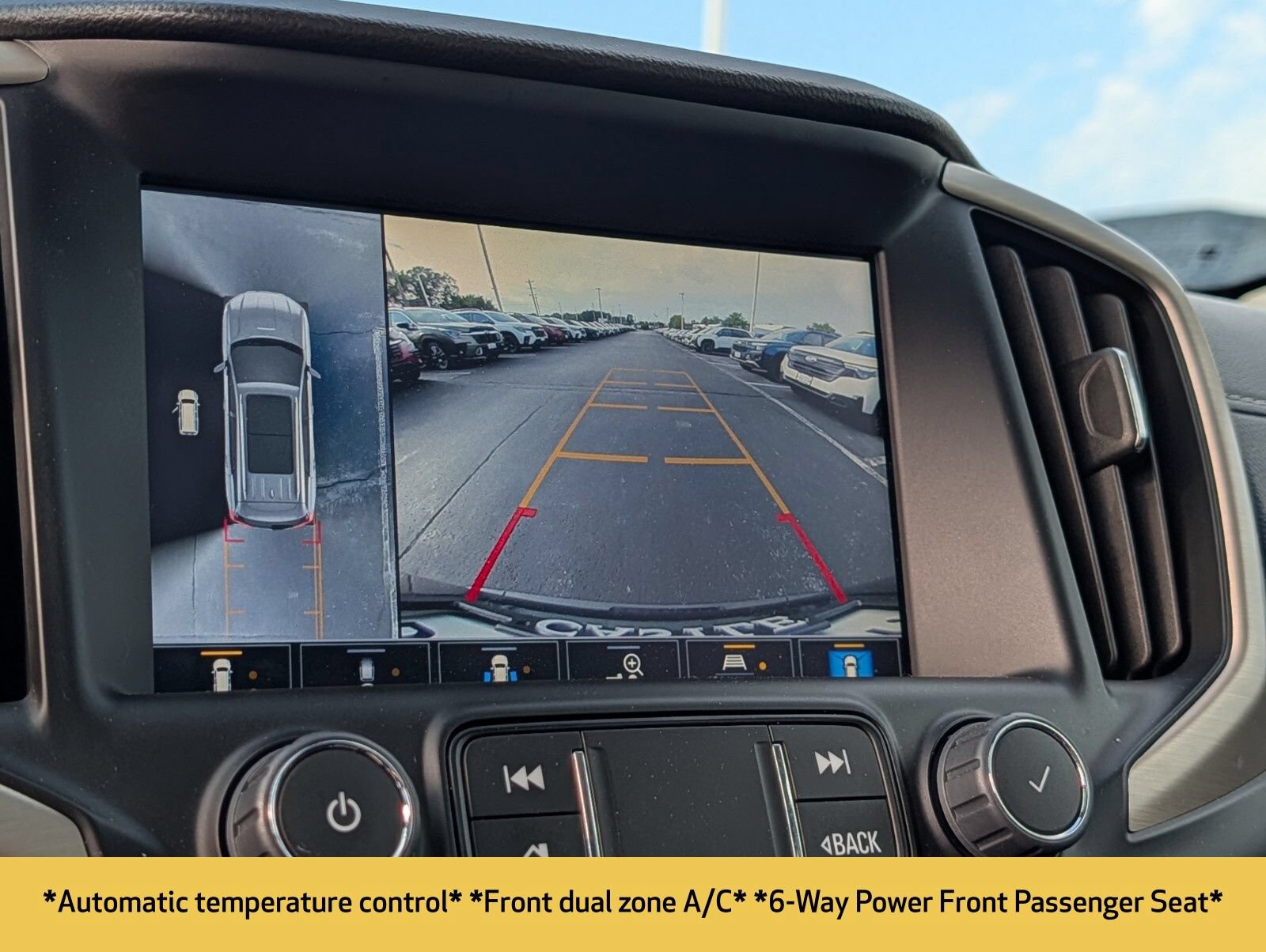 Used 2023 GMC Terrain Denali w/ Black Diamond Edition AWD/4WD image 8