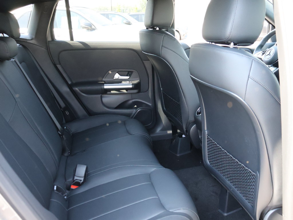 New 2026 Mercedes-Benz GLA 250 4MATIC image 11
