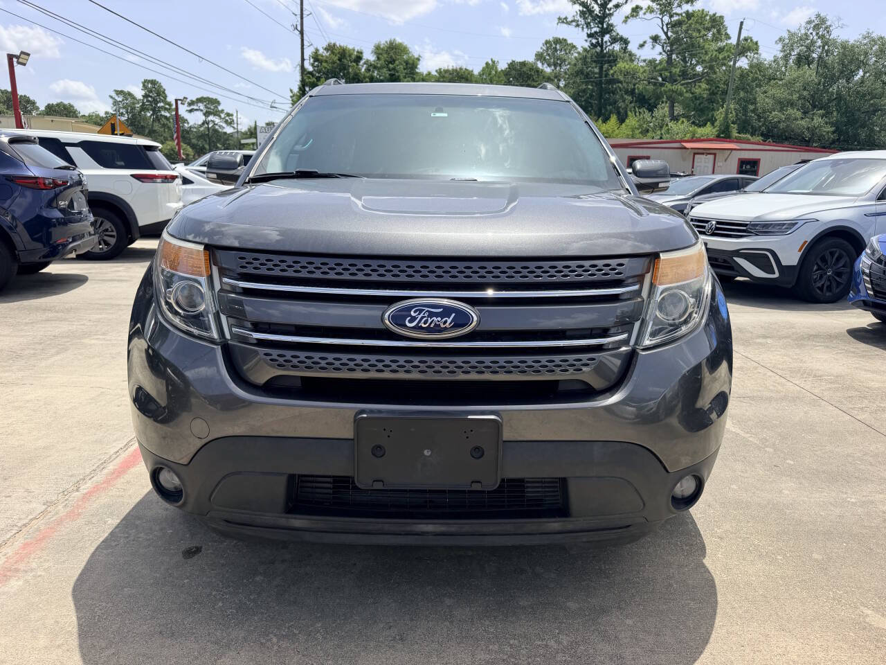 Used 2015 Ford Explorer Limited w/ Equipment Group 301A FWD image 3