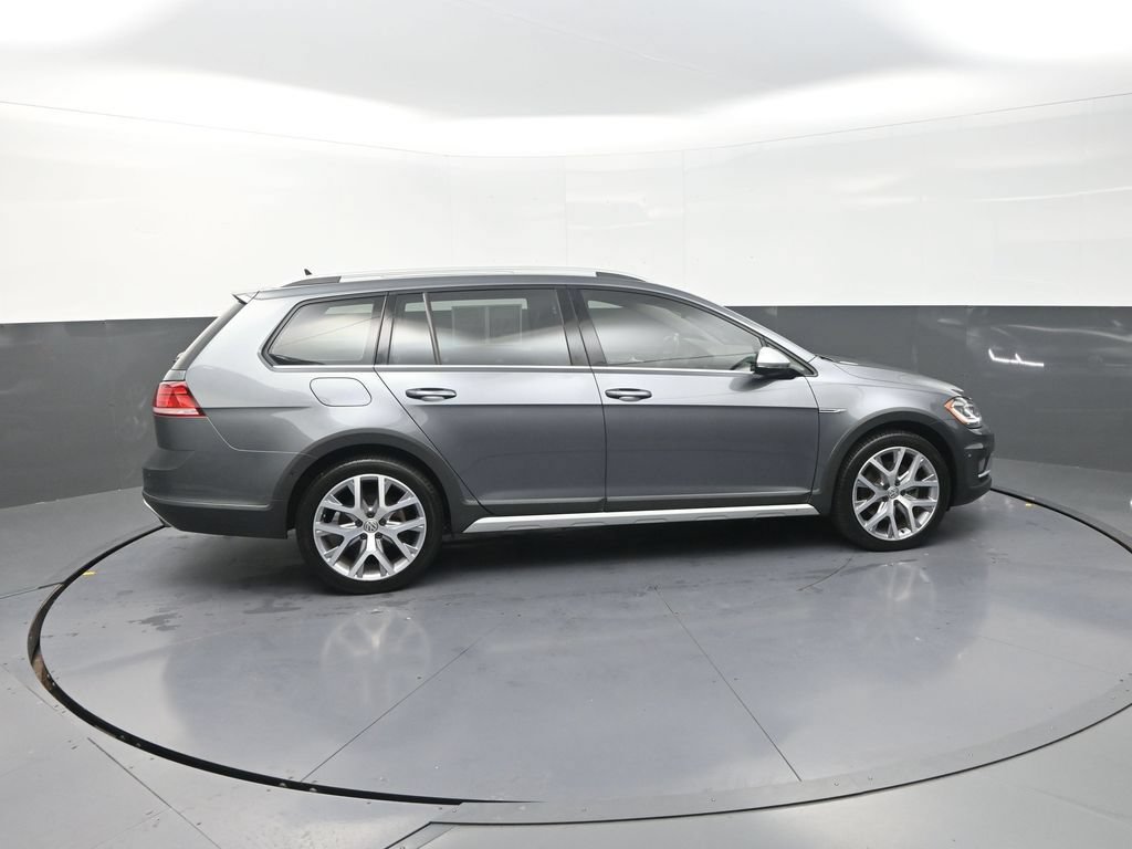 Used 2018 Volkswagen Golf Alltrack SEL AWD/4WD image 12