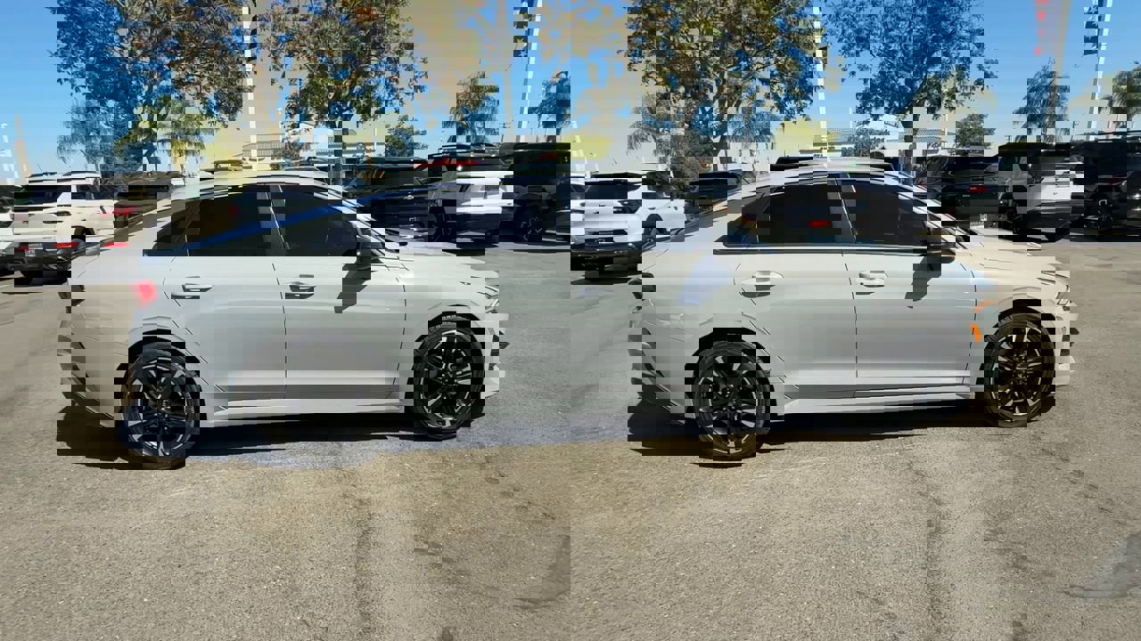 Used 2022 Kia K5 GT-Line image 8