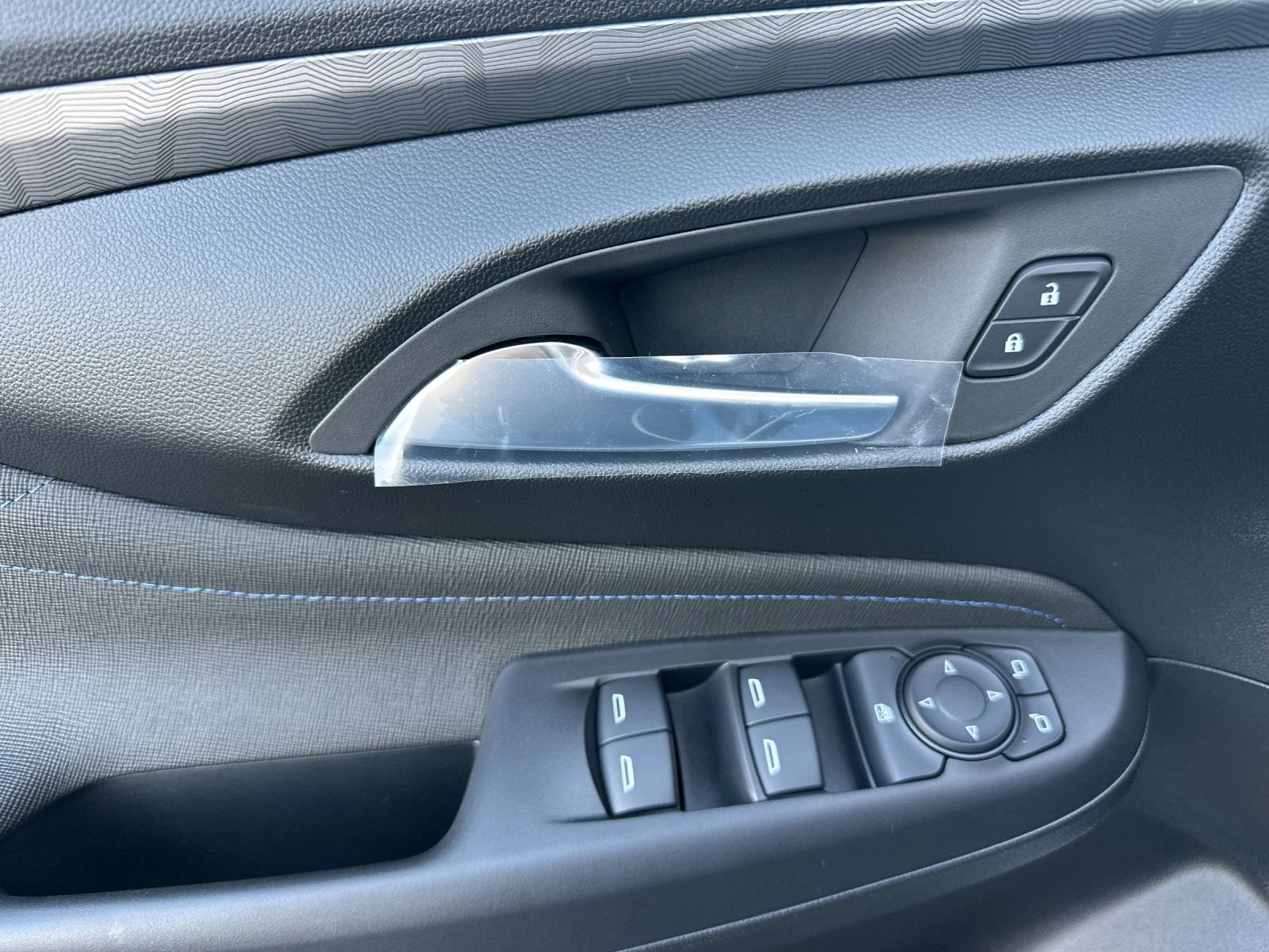 New 2026 Buick Envista Sport Touring w/ Convenience I Package FWD image 11