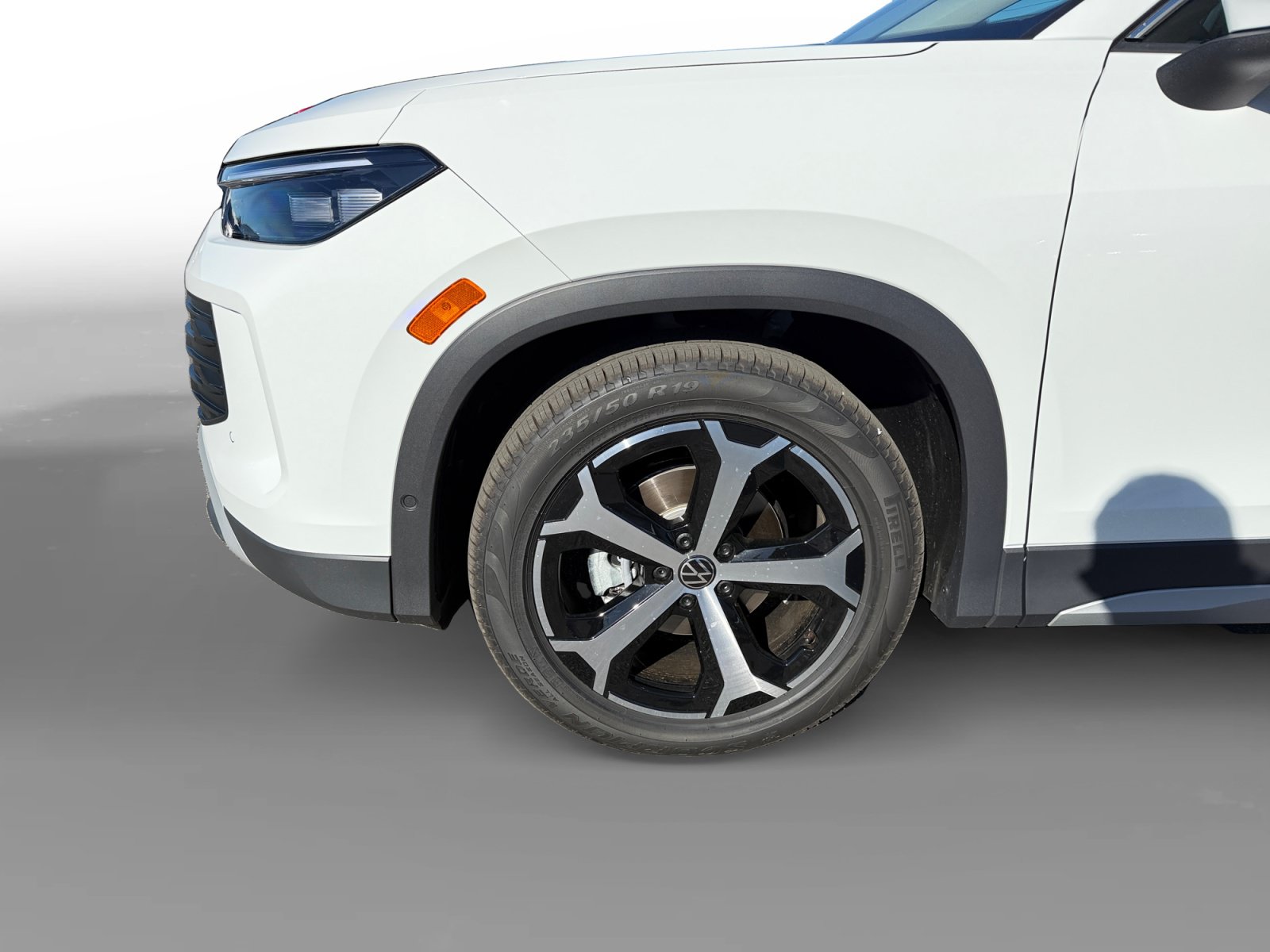 New 2026 Volkswagen Tiguan SE FWD image 9
