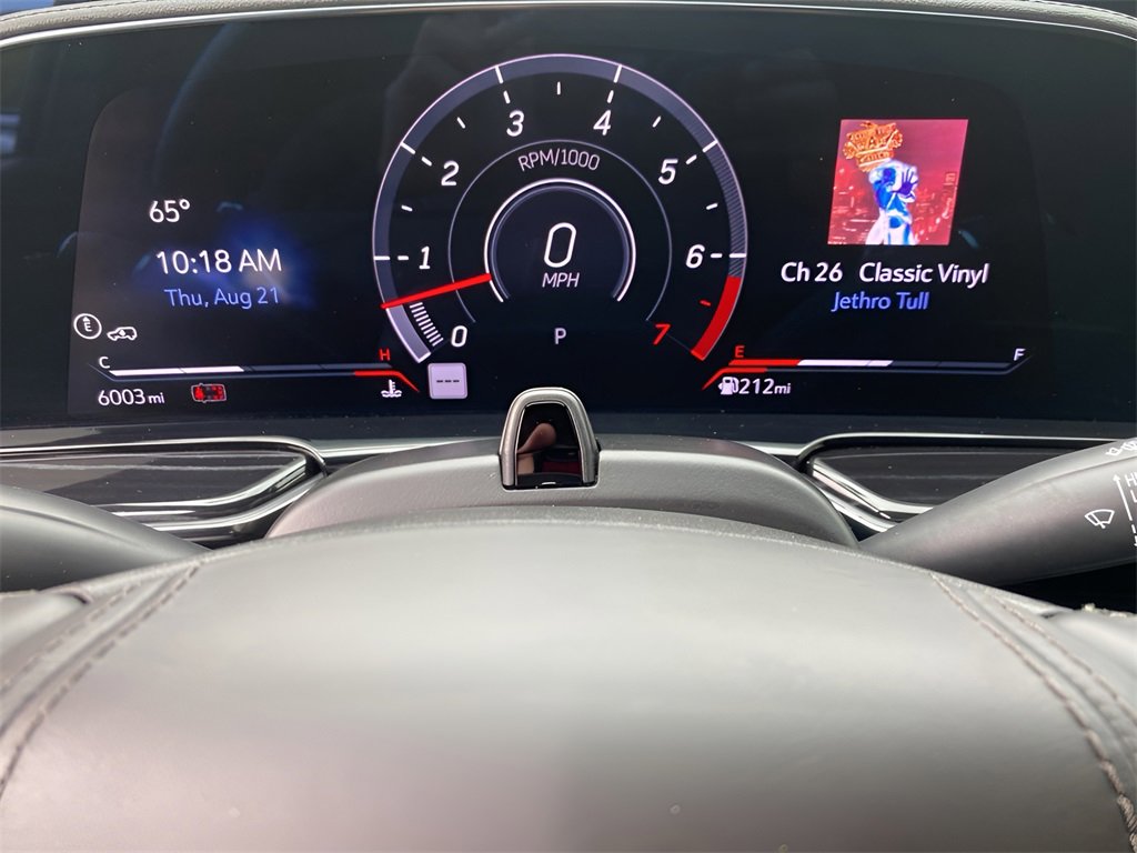 Certified 2024 Cadillac Escalade ESV V w/ Heavy-Duty Trailer Package image 18