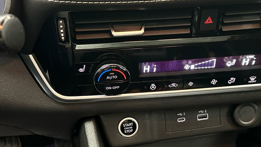 Certified 2023 Nissan Rogue SV w/ SV Premium Package image 28