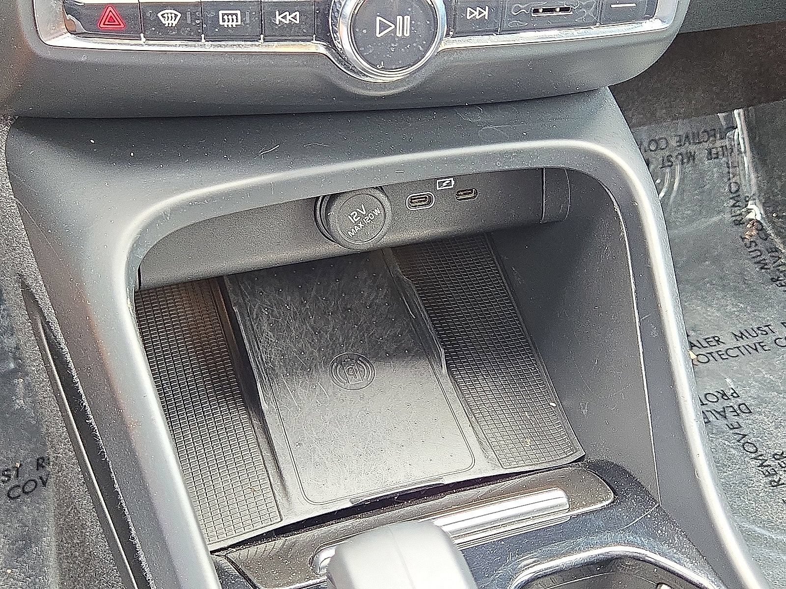 Certified 2023 Volvo C40 Recharge Core AWD/4WD image 30