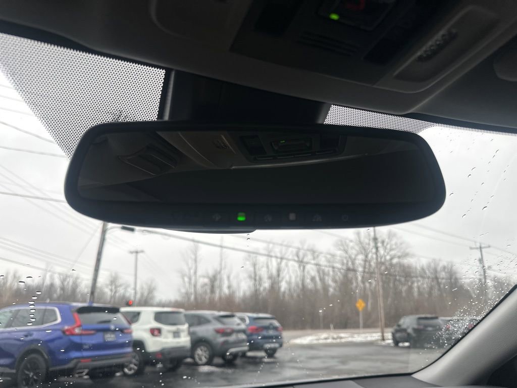 Used 2021 Toyota Camry XSE image 30