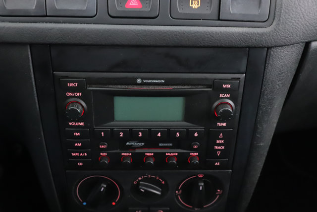 Used 2004 Volkswagen Jetta GLS FWD image 4
