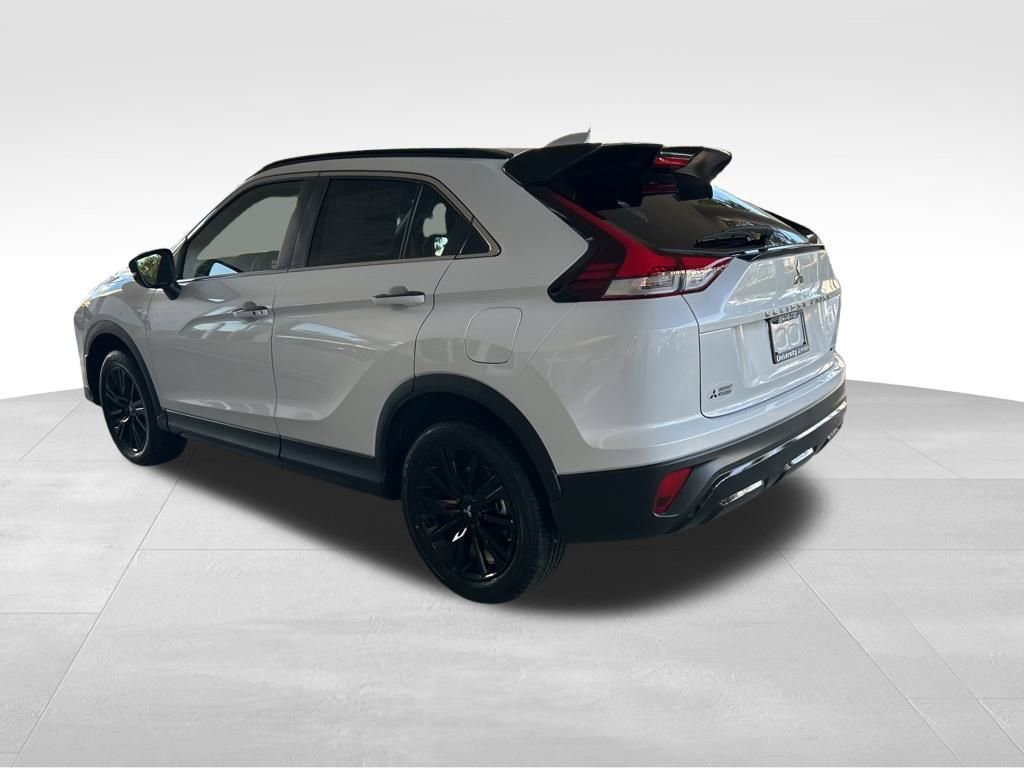 New 2026 Mitsubishi Eclipse Cross Black Edition image 4