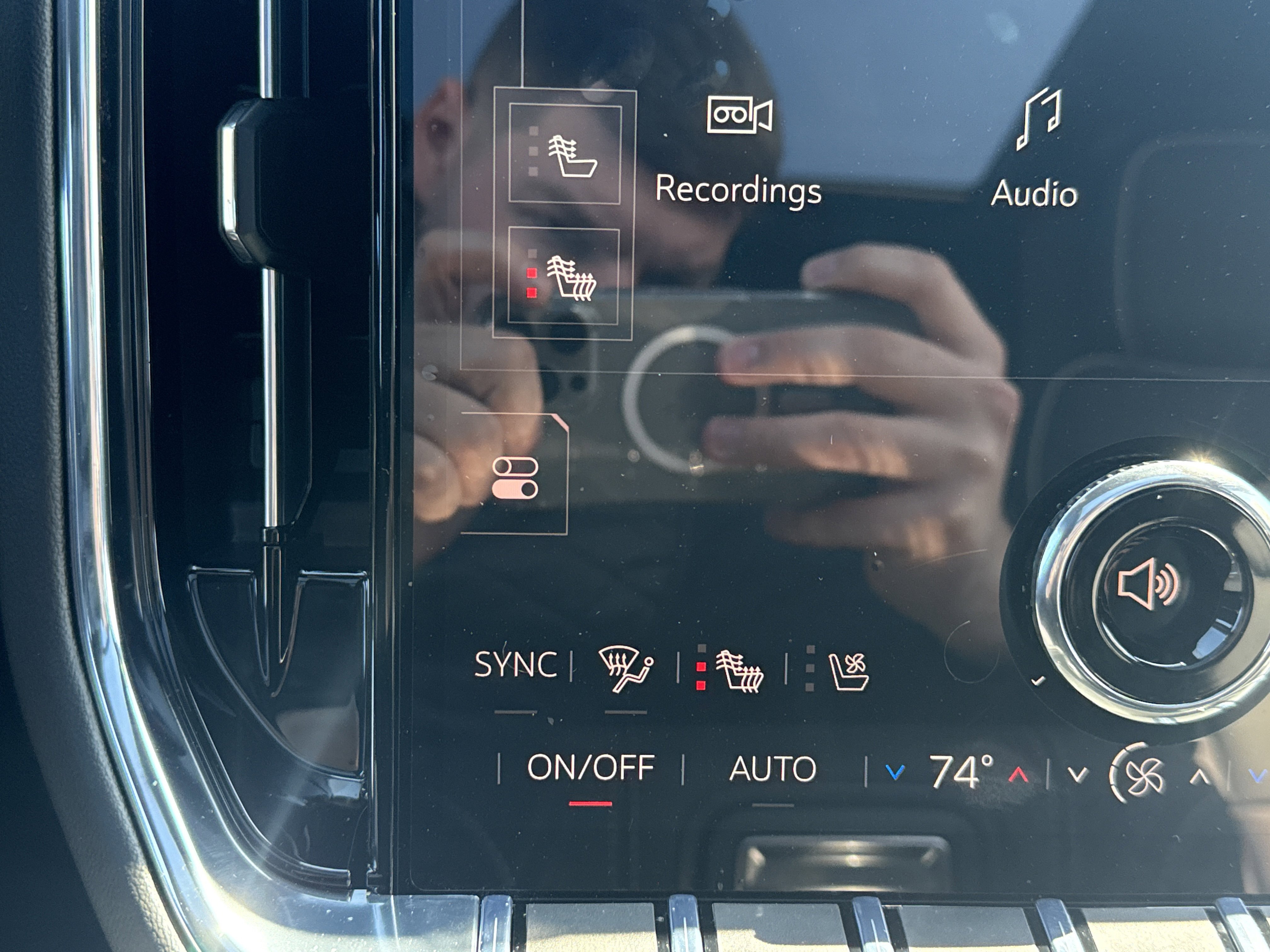 New 2026 GMC Yukon XL Elevation w/ Elevation Premium Package image 28