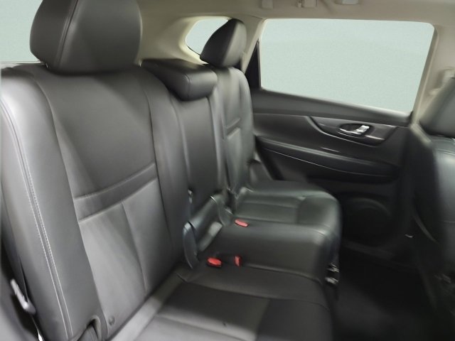 Used 2015 Nissan Rogue SL w/ SL Premium Package image 20