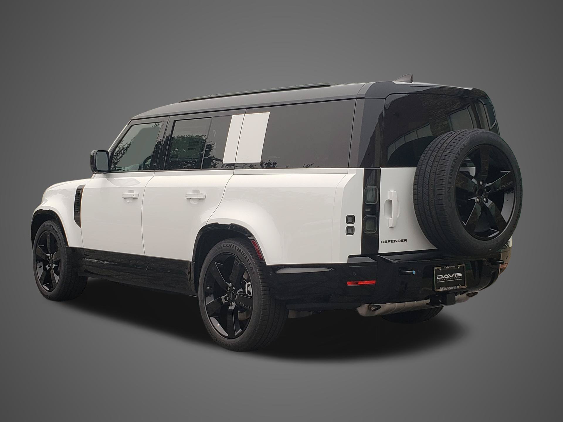 New 2026 Land Rover Defender 130 X-Dynamic SE AWD/4WD image 8