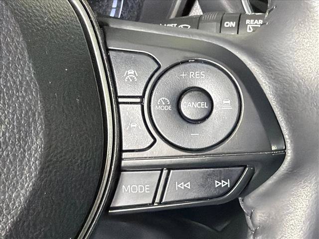 Used 2024 Toyota Corolla Cross AWD Hybrid w/ Convenience Package image 27