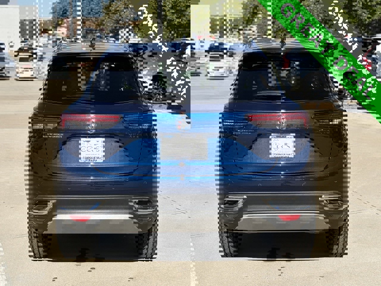 Used 2022 Buick Envision Essence w/ Safety Package image 7