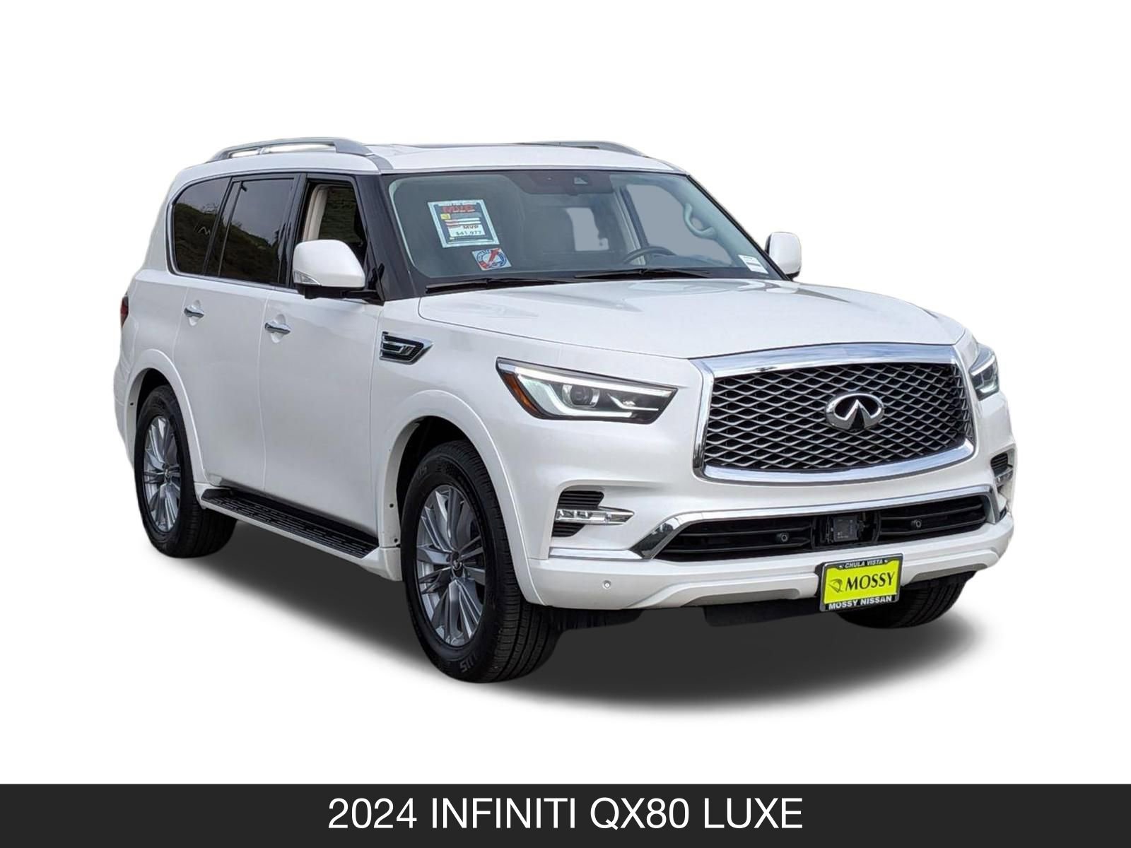 Used 2024 INFINITI QX80 Luxe image 2
