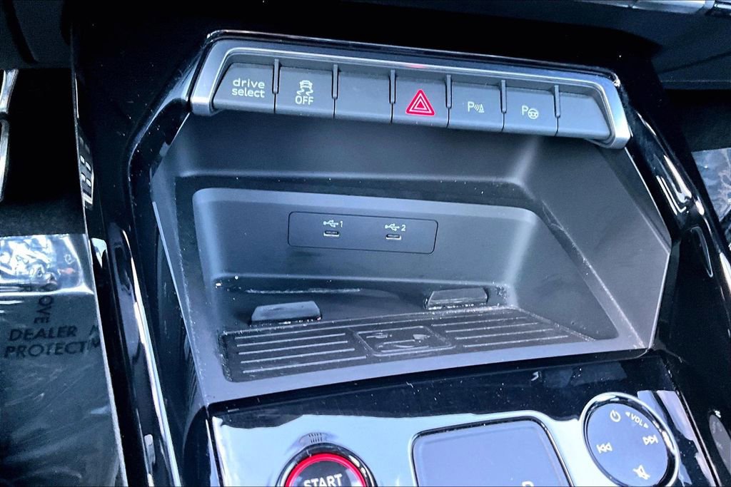 Used 2023 Audi RS 3 w/ RS Technology Package image 15