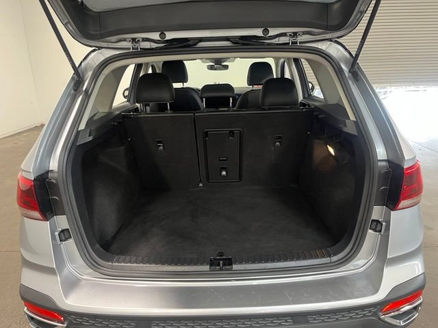 Used 2023 Volkswagen Taos SE AWD/4WD image 17
