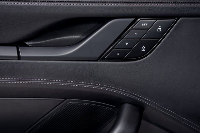 Used 2023 Porsche 911 Carrera GTS w/ Premium Package image 57