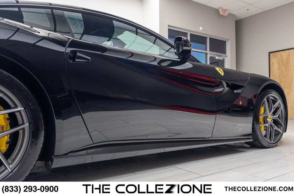 Used 2014 Ferrari F12 Berlinetta RWD image 32