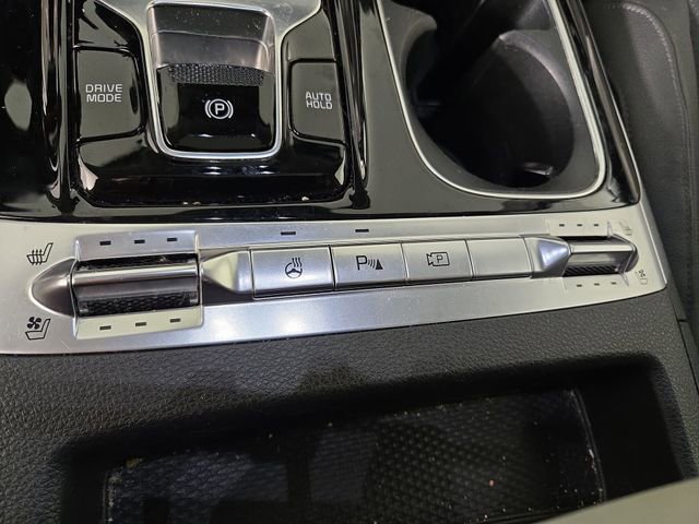 Used 2023 Kia Carnival SX Prestige FWD image 26