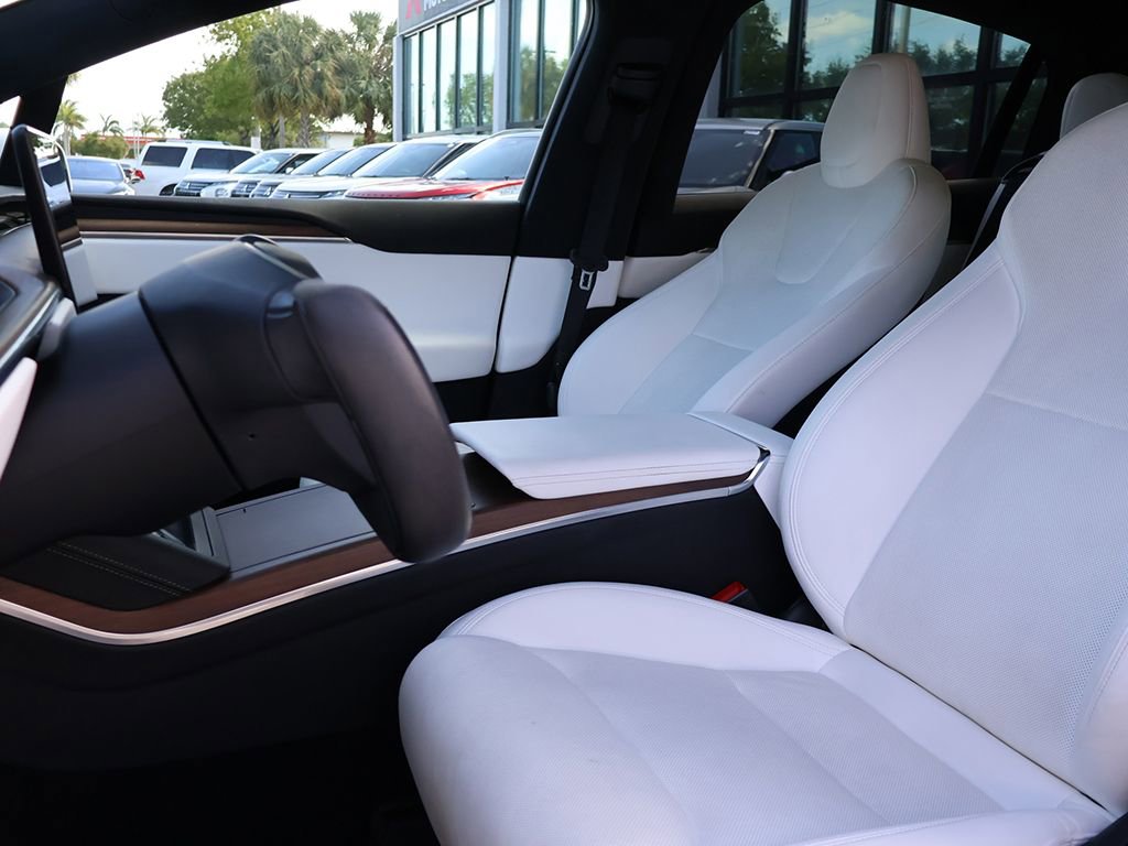 Used 2022 Tesla Model X AWD/4WD image 29