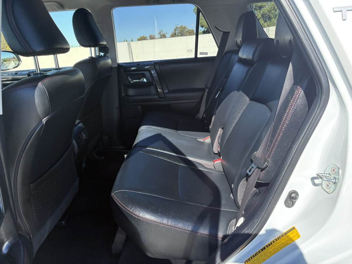 Used 2024 Toyota 4Runner TRD Off-Road Premium image 17