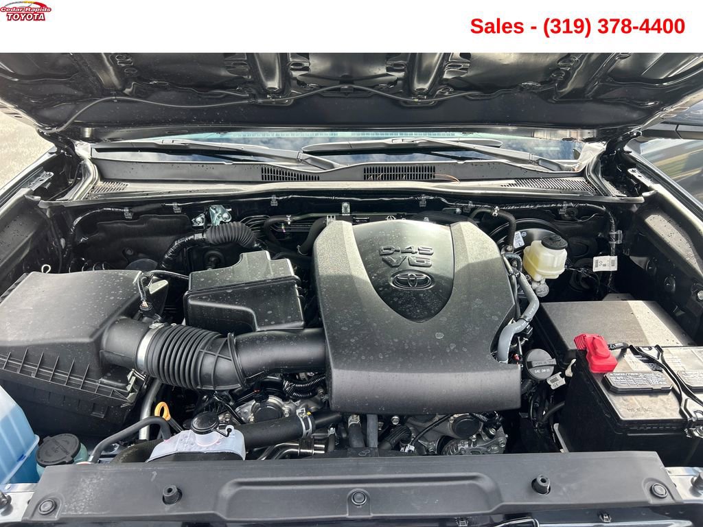 Used 2020 Toyota Tacoma SR AWD/4WD image 18