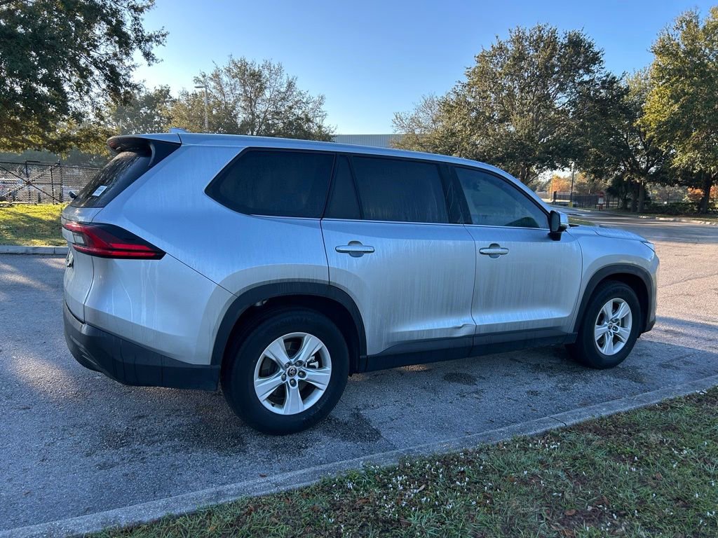 Certified 2025 Toyota Grand Highlander FWD image 5