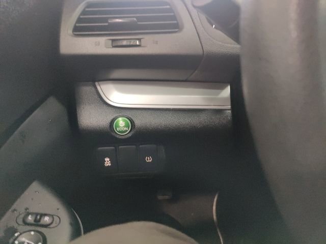 Used 2015 Honda CR-V LX image 20