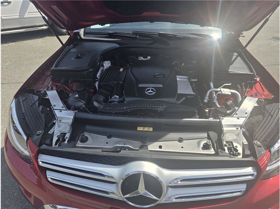 Used 2017 Mercedes-Benz GLC 300 4MATIC image 36