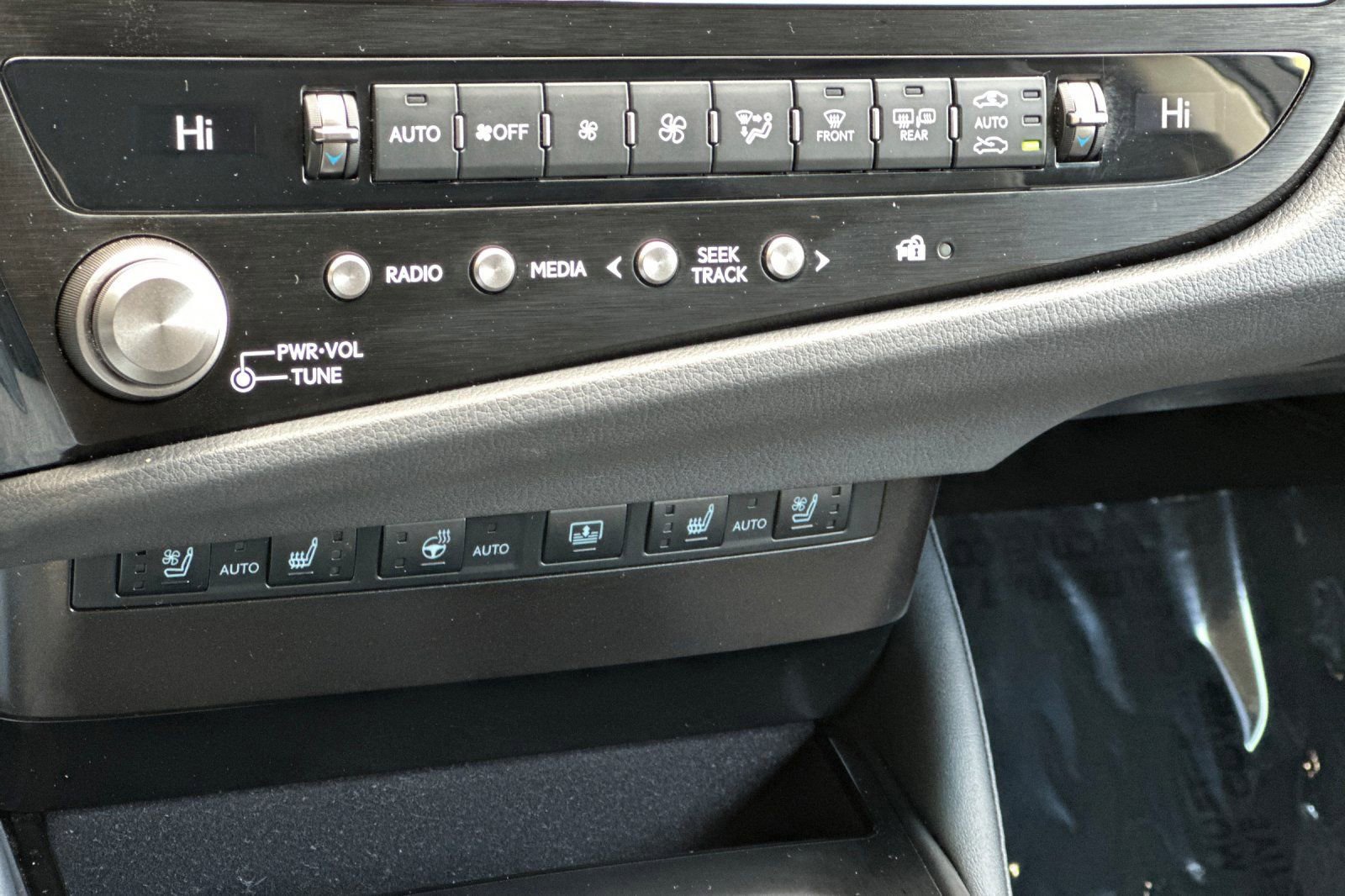 Used 2023 Lexus ES 350 Luxury image 21