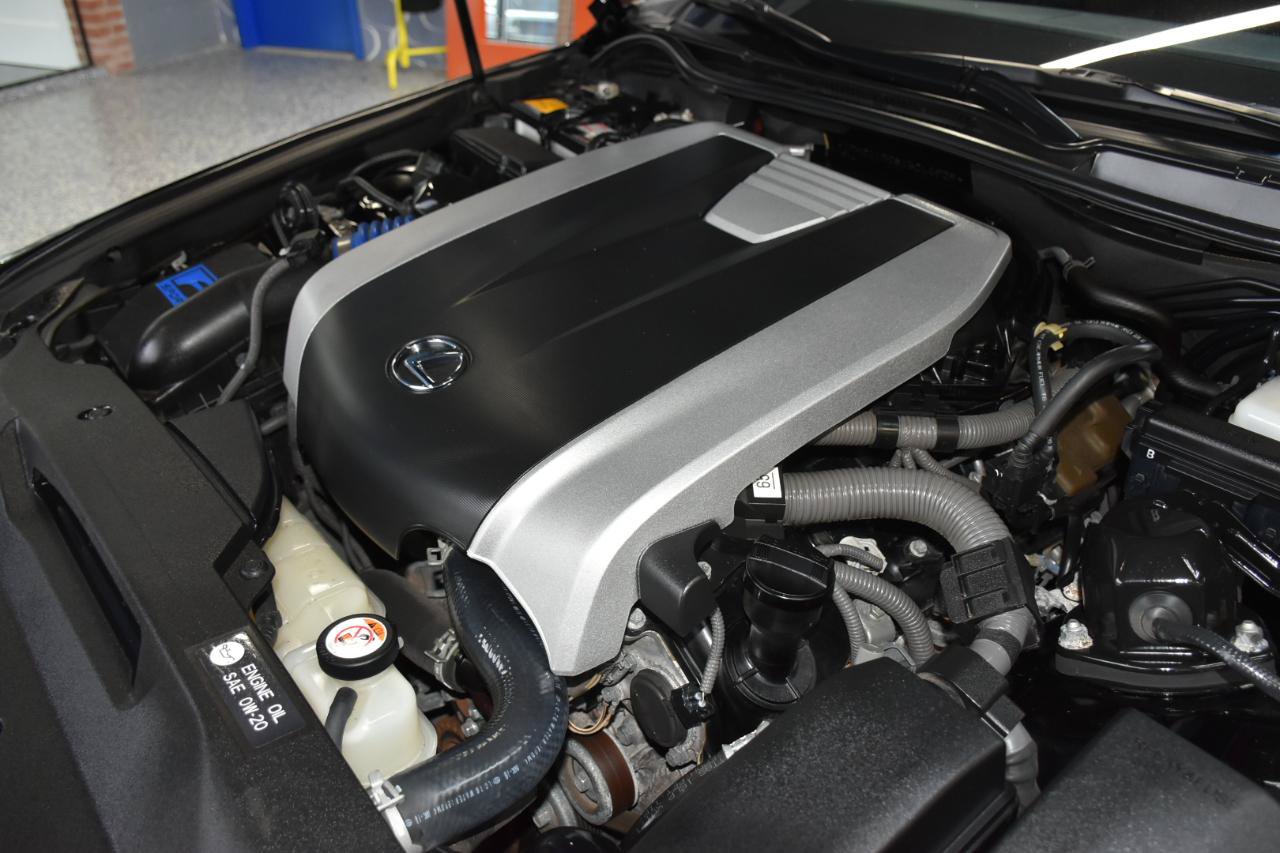 Used 2018 Lexus IS 350 AWD image 34